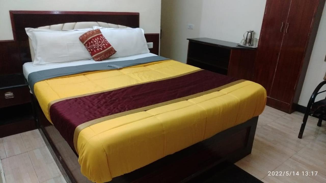 Hotel Mystique Inn أوتي المظهر الخارجي الصورة